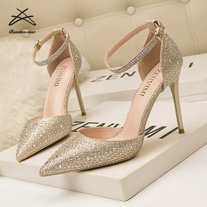 <span class=keywords><strong>Scarpe</strong></span> da <span class=keywords><strong>sposa</strong></span> da <span class=keywords><strong>sposa</strong></span> con Strap alla moda da donna con tacco a punta tacco alto Sexy <span class=keywords><strong>scarpe</strong></span> da donna - Product Image 3