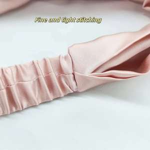 Vente en gros de foulards ethniques, bandeaux de luxe en satin pour cheveux, bandeaux pour femmes en soie de mûrier 100%, écologiques, respirants, super doux et lisses - Product Image 3