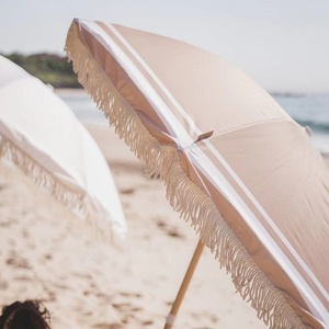 Parasol de plage extérieur moderne de luxe portable avec pompons, logo personnalisé, design gratuit, 8 pieds, en pongee 190T, manuel, droit, pour voyage - Product Image 4