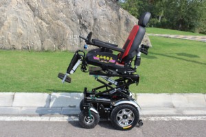 Silla de ruedas eléctrica frenos electromagnéticos elevadores de sillas de ruedas levantados eléctricamente tumbados y levantados glúteos 0-8 km/h - Product Image 4