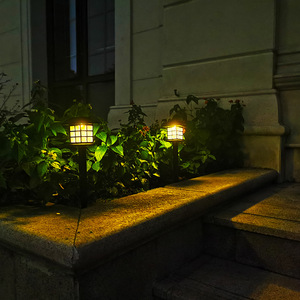 Luces Solares LED para Jardín, Luz Blanca Cálida para Caminos, Césped y Patio, Decoración, 12-16 Horas de Duración, Modelo con Interruptor Manual - Product Image 1