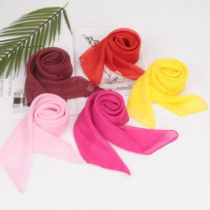 Sciarpa di Chiffon quadrata eterea all'ingrosso piccola per ragazze bambini di alta qualità Logo personalizzato in poliestere Plain Color sciarpa bandane - Product Image 5