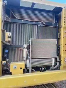 Utilizado para Excavadora 330, Peso Operativo de 30 Toneladas, Capacidad del Cucharón de 2.82m, con Motor, Caja de Cambios, PLC y Gran Capacidad de Trabajo - Product Image 6