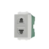 Enchufe de Mesa Industrial Multifuncional Universal de 16A 250V con Conexión a Tierra Estándar