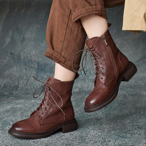 Nouvelles bottes en cuir de vachette faites à la main pour femmes, bout rond, lacets, talon chaton, bottines Martin pour femmes, automne et hiver - Product Image 1