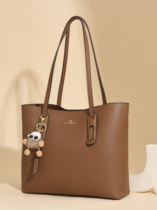 กระเป๋าสะพายข้างดีไซน์ใหม่ทันสมัย คุณภาพสูง หนัง PU กระเป๋าสะพายไหล่ กระเป๋าถือลำลองสุดหรูสำหรับผู้หญิง - Product Image 2