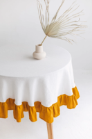 Nappe ronde en lin à imprimé floral moderne avec volants, durable pour les grands banquets et les mariages romantiques