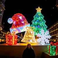 Sculpture lumineuse géante irisée en PET à facettes, personnalisée, pour extérieur, 3-8 m, LED RGB programmable, Noël, IP65, étanche