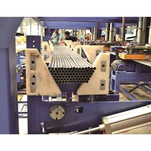 Off-line automatic pipe bundle packing film machine