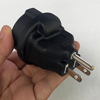 Adaptateur USA 3 broches vers prise femelle Shuko européenne