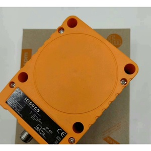 Un capteur de proximité IFM New ID5055 en boîte - Product Image 2