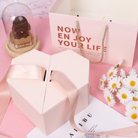Vente en gros de boîtes-cadeaux magnétiques personnalisées, boîte-cadeau romantique en forme de cœur pour la Saint-Valentin avec ruban