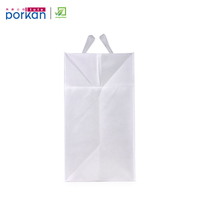 Fourre-tout écologique avec logo personnalisé sac de transport non tissé organisateur de vêtements réutilisables stockage de couette à fermeture éclair grand sac de rangement poignées en plastique