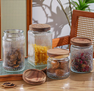 Set di Contenitori in Vetro Moderni per Spezie e Alimenti con Etichette Incise, Vendita all'Ingrosso - Product Image 3