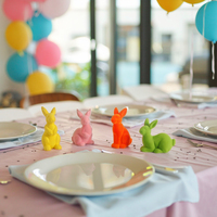 Vente chaude Petites Décorations De Lapin De Pâques Coloré Mignon Dessin Animé Flocage Lapin Ornements pour La Maison Salon Fête Des Enfants
