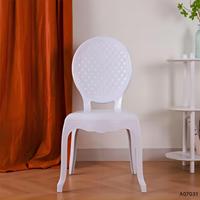 Chaise en plastique noire et blanche pour événements, banquets, hôtels et fêtes – Meilleure vente
