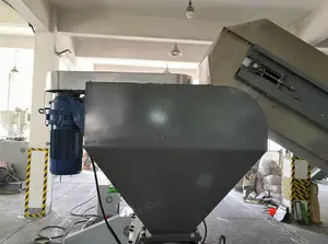 Lvhuaプラスチックフィルムスクラップ洗浄ラインスクイーザーマシンpppeフィルムリサイクルラインプラスチック顆粒ペレット化機