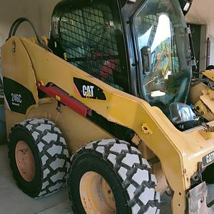 Minicargadora Cat 246C: Potente Máquina <span class=keywords><strong>de</strong></span> Elevación Radial <span class=keywords><strong>de</strong></span> 73 HP, Sistema Hidráulico <span class=keywords><strong>de</strong></span> Alto Flujo, 2,150 lb ROC, Potencia Compacta para Trabajos Pesados - Product Image 1