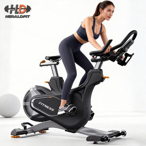 Vélo de spinning à résistance magnétique pour salle de sport, équipement <span class=keywords><strong>cardio</strong></span> commercial, vente en gros de vélos de spinning à résistance magnétique <span class=keywords><strong>avec</strong></span> <span class=keywords><strong>compteur</strong></span> - Product Image 1