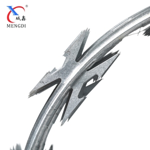 Alambre <span class=keywords><strong>de</strong></span> púas tipo rasuradora iraquí, galvanizado en caliente, duradero, 500 mm, tipo <span class=keywords><strong>concertina</strong></span>, con clip, <span class=keywords><strong>precio</strong></span> <span class=keywords><strong>por</strong></span> <span class=keywords><strong>metro</strong></span> - Product Image 2