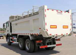 รถบรรทุกหนักดีเซลยูโร 6 ยี่ห้อไชน่า ฮาวเวอร์ 6x4 เครื่องยนต์เว่ยชัย 340 แรงม้า กระบะบรรทุก 20 ลูกบาศก์เมตร ใหม่ สามารถปรับแต่งได้ - Product Image 3