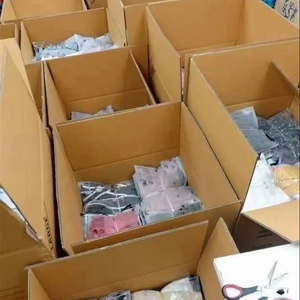 Nouvel arrivage 2022 : Balles de vêtements usagés en vrac, assortiment de marques, incluant robes et hauts, pour grossistes et fournisseurs en gros - Product Image 6