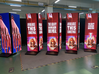 Display LED per Esposizioni P1.86/P2/P2.5, Poster LED a Cascata Multi-Schermo con Controllo Android e WiFi