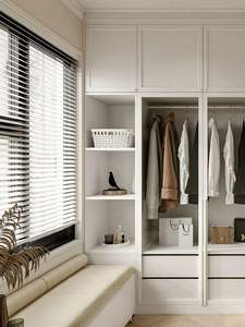 L'usine fournit des penderies de luxe classiques, des armoires élégantes avec des solutions de rangement personnalisables - Product Image 5