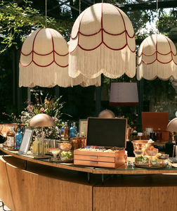 Lampe suspendue bohème à pompons, abat-jour en tissu, lampe suspendue vintage en textile pour restaurant, hôtel, projet commercial - Product Image 1