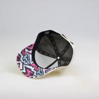 Casquette personnalisée OEM découpée au laser avec tissu polyester à séchage rapide et logo personnalisé pour les performances sportives et les activités de plein air