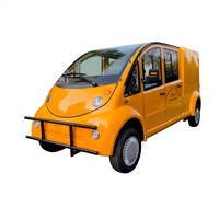 Camion de livraison électrique fermé à double cabine, véhicule utilitaire, mini-fourgonnette pour usage en station balnéaire, usine ou entrepôt