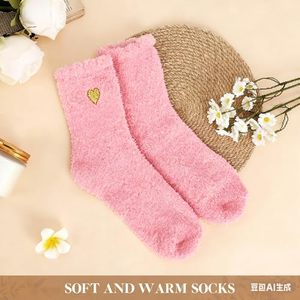 Unique Self Care <b>Gift</b> Basket Custom Logo Women <b>Gift</b> <b>Set</b> Promotion Mother's Day Rose Flower Candles Blanket Mug <b>Gift</b> <b>Sets</b> for Mom - Product Image 3
