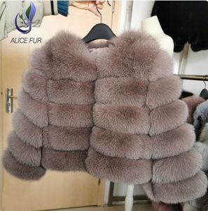 Vêtements d'extérieur artificiels moelleux d'usine Manteau en fourrure de renard Veste en cuir de mouton de couleur de haute qualité - Product Image 4