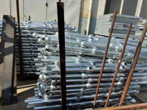 מחיר מפעל פלדת פחמן מעקה מדרגות חיצוני מעקה מעקה גשר מעקה מרפסת מעקות בטיחות תעשיית נירוסטה - Product Image 3