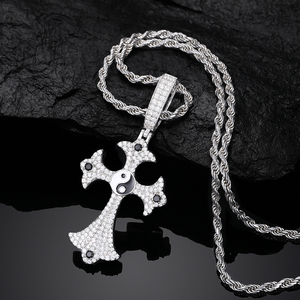 <span class=keywords><strong>Pas</strong></span> <span class=keywords><strong>cher</strong></span> prix nouveau Design en gros 925 argent Sterling laboratoire cultivé <span class=keywords><strong>diamant</strong></span> Moissanite Bling Taiji croix <span class=keywords><strong>pendentif</strong></span> - Product Image 3