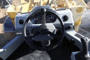 Mesin Pemindah Tanah Berat 5,5 Ton Pilot Control Heavy Tough Mountain Machinery 656F Wheel <span class=keywords><strong>Loader</strong></span> Dengan Kapasitas Bucket 2,7-4,5 m³ - Product Image 6