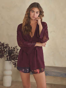 Par <span class=keywords><strong>Ted</strong></span> Baker Robe en mousseline de soie en dentelle bordeaux Vêtements de nuit pour femmes Pyjama deux pièces en dentelle bordeaux Sexy et confortable - Product Image 4