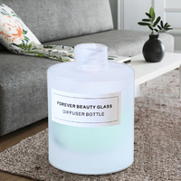 Botella difusora de vidrio vacía esmerilada en blanco y negro con varillas aromáticas Ambientadores reutilizables