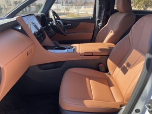 2024 Toyota Vellfire HV Uso familiar Proveedores Negocios Coche eléctrico con volante a la derecha Japón - Product Image 4