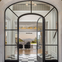 Portes en verre et acier ultra-minces, profil minimaliste, cadre étroit noir, antivol, portes de sécurité extérieures pour appartement