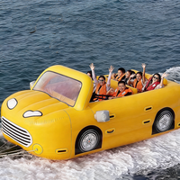 Bateau gonflable flottant en forme de voiture, tractable par voiture, pour activités nautiques en mer