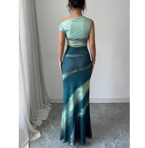 Vestidos al por mayor para mujer: Vestido ajustado de color contrastante estilo europeo y americano con hombro descubierto para comercio exterior. - Product Image 3