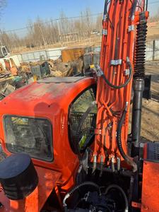 Excavatrice Doosan DX225 d'occasion à vendre – Engin de construction avec composants essentiels : moteur, pompe, PLC - Product Image 5