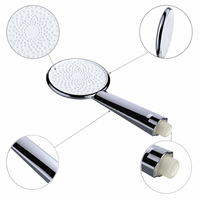 Douche à main chromée moderne à fonction unique avec distribution uniforme de l'eau pour projets de construction résidentielle (vente en gros)