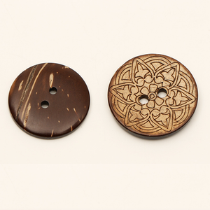 품질 수제 맞춤형 로고 14L-40L 새겨진 천연 <span class=keywords><strong>2</strong></span> 구멍 코코넛 단추 나무 단추 - Product Image 3