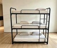 Lits en métal au design simple pour 3 personnes, lit superposé à trois niveaux au design simple