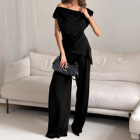 Ensemble deux pièces décontracté pour femme : haut asymétrique drapé à manches courtes et pantalon large – Fabrication en petite série, faible MOQ