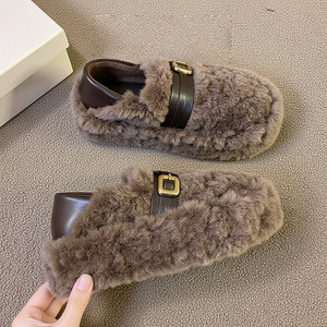 Pantuflas de Invierno para Hombre y Mujer, Ajuste Universal, Antideslizantes, Suaves y Cálidas, Calzado para el Hogar - Product Image 3