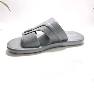 नवीनतम कस्टम पु कील फैंसी देवियों आराम सैंडल महिलाओं गर्मियों में सैंडल और चप्पल - Product Image 5