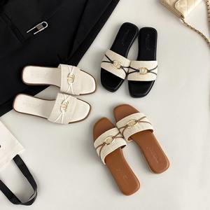 Nuevo modelo <span class=keywords><strong>2026</strong></span> logotipo personalizado verano playa goma barato al por mayor elegante diapositivas zapatillas planas señoras Sandalias Mujer Sandalias - Product Image 1